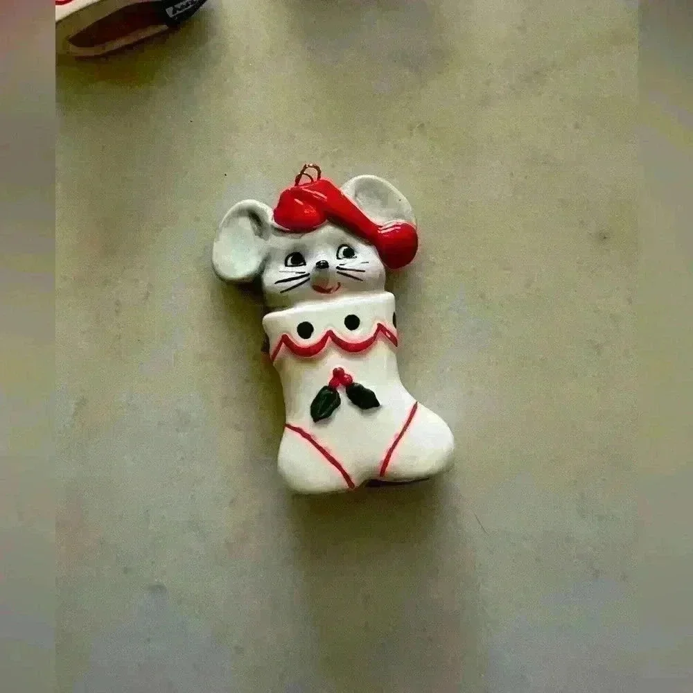 Vintage Inarco Made in Japan 1960’s Mouse in Stocking Ceramic Tree Ornament’s - Picture 5 of 6
